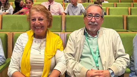 Rebeca Benarroch y Francisco Marchante, conferencia AECC D&iacute;a Mundial Sin Tabaco