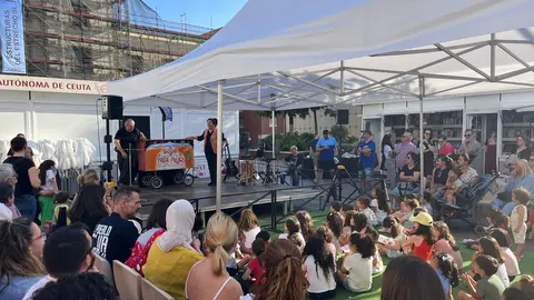 "La boda de la pulga y el piojo", en la Plaza de los Reyes, este lunes