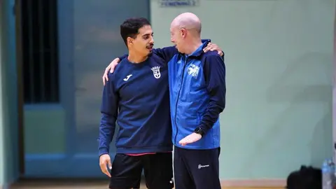 Anuar junto a Santi Valladares