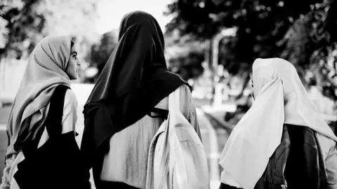 Hiyab, velo, mujeres &aacute;rabes