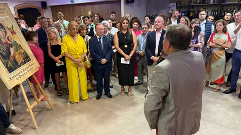 El COMCE celebra la festividad de su patrona con un homenaje a la vocaci&oacute;n y la profesi&oacute;n m&eacute;dica / COMCE