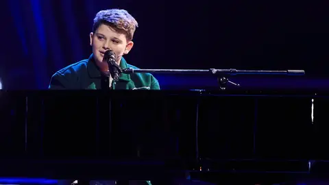 Miguel volvi&oacute; a emocionar con una actuaci&oacute;n que le vali&oacute; el pase a semifinales / Antena 3