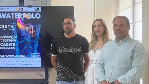 De izda. a derecha: Peter Kubicsko, Araceli Garc&iacute;a y Sergio Aguilera