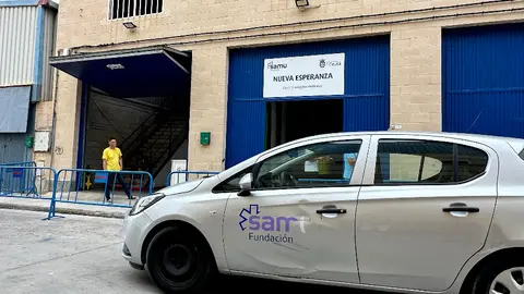 Centro de acogida de menores habilitado en el Tarajal / Mohammed Ettouileb 