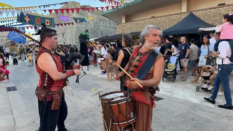 Pasacalles e inauguraci&oacute;n del Mercado Medieval / E. Arteaga