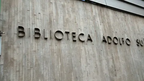 Biblioteca p&uacute;blica del Estado Adolfo Su&aacute;rez