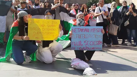 Concentraci&oacute;n estudiantil en apoyo a la flotilla y a Gaza