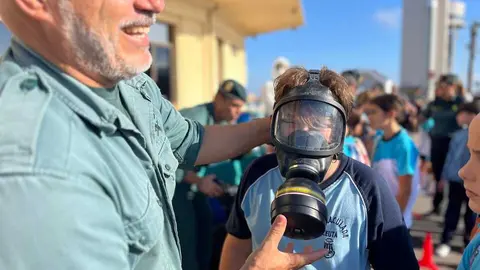 Exhibici&oacute;n de medios de la Guardia Civil en el Muelle Espa&ntilde;a./ J.A. Gonz&aacute;lez