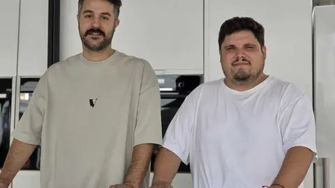 Juan Carlos Garc&iacute;a y Juan Jos&eacute; Mesa en la ponencia III Semana Gastron&oacute;mica Sostenible de Ceuta / L. Ortiz