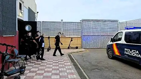 Los detenidos por la muerte del beb&eacute; en 'Alf&eacute;rez Provisional' pasan a disposici&oacute;n judicial