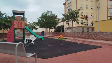 Parque infantil columpios Mixto