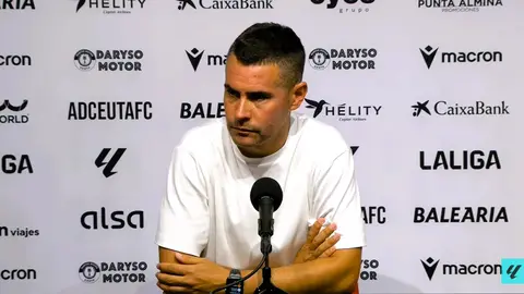 Fran Justo, entrenador del CD Mirand&eacute;s