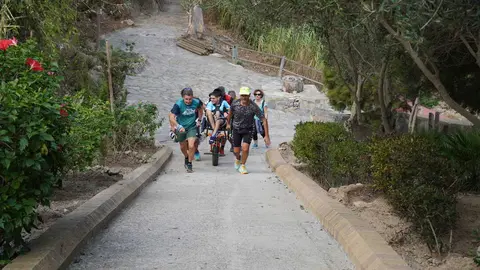 Actividad de iniciaci&oacute;n a la escalada&nbsp;organizada por la FDMEC / M.Zapico
