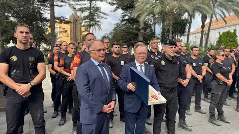 Clausura curso "Control de Masas" de la Polic&iacute;a Local / E. Arteaga