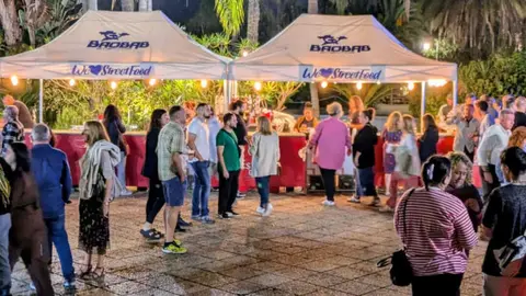  El Foodtruck Festival se ha celebrado en el Parque Mar&iacute;timo durante el pasado fin de semana 