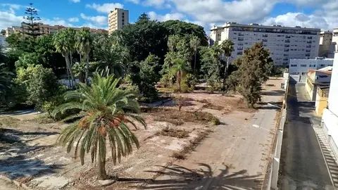 Solar de los chalets del puerto