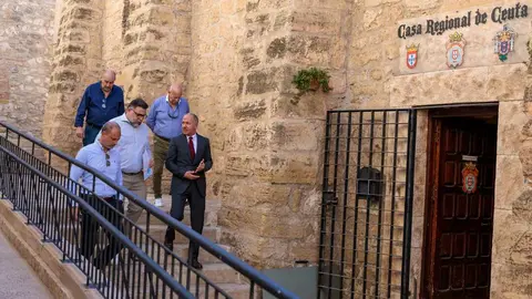Fomento anuncia actuaciones urgentes para restaurar el entorno de la Casa de Ceuta en Melilla