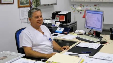 Juli&aacute;n Dom&iacute;nguez, jefe del servicio de Medicina Preventiva y Salud P&uacute;blica en el Hospital Universitario de Ceuta