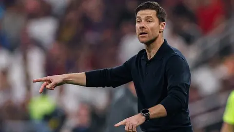 Xabi Alonso paga los platos rotos de la derrota del Real Madrid en la Supercopa de Espa&ntilde;a