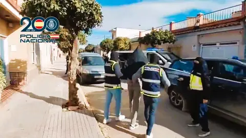 Detenidos en Cartagena y Ferrol por financiar y difundir propaganda de DAESH / Polic&iacute;a Nacional