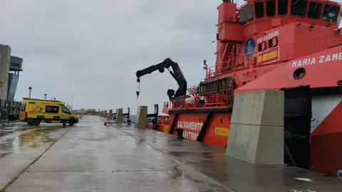 La Salvamar Mar&iacute;a Zambrano realiz&oacute; el traslado del beb&eacute; a C&aacute;diz