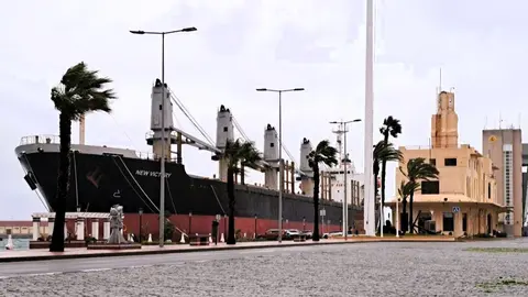 El buque inmovilizado al que la Capitan&iacute;a Mar&iacute;tima de Ceuta ha abierto expediente administrativo sancionador
