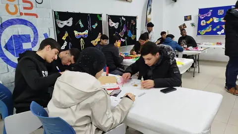 Taller de antifaces de carnaval de la Casa de la Juventud / S.I.