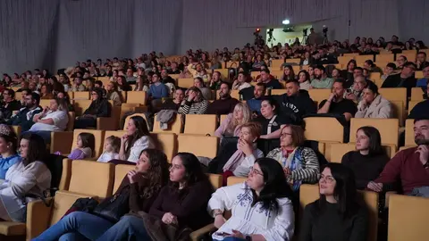 P&uacute;blico teatro coac