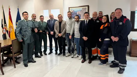 Rescate en el espig&oacute;n de Benz&uacute;: el delegado del Gobierno reconoce a Guardia Civil y 061 en Ceuta
