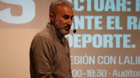 taller&nbsp;&ldquo;Detectar, prevenir y actuar: respuestas ante el racismo en el deporte&rdquo;