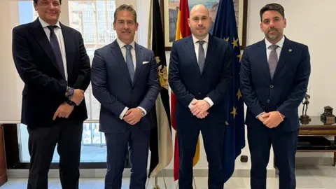 Reuni&oacute;n entre P&eacute;rez Triano y la C&aacute;mara de Comercio para impulsar la econom&iacute;a de Ceuta