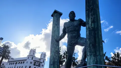 el tiempo, nubes claros H&eacute;rcules