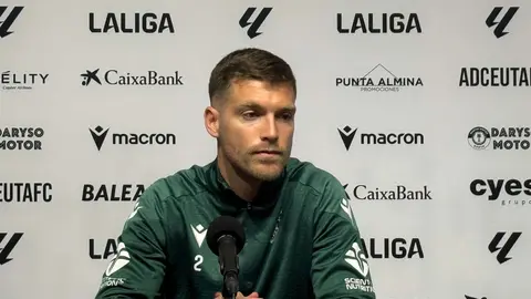 Gonzalo Almenara durante la rueda de prensa / M.Zapico