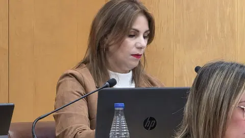 Nabila Benzina