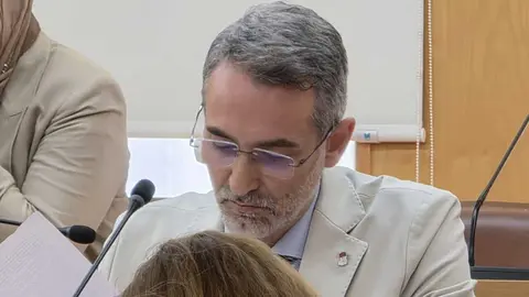  Sebasti&aacute;n Guerrero en el Pleno de este mi&eacute;rcoles./Laura Ortiz 