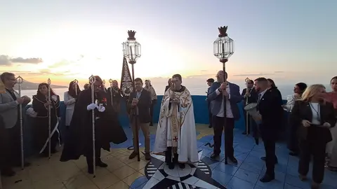 V&iacute;a Lucis y procesi&oacute;n de la reliquia de San Antonio