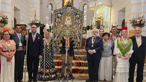 La Casa de Ceuta acompa&ntilde;a al Simpecado de la Hermandad del Roc&iacute;o de Melilla