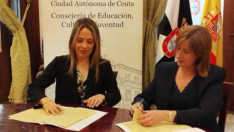 Firma del convenio con la Fundaci&oacute;n Fluter