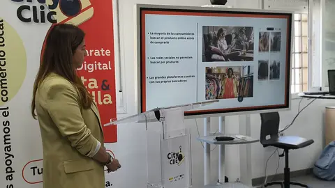 Presentaci&oacute;n de 'City Clic', la app  de comercio digital creada en el CIFP N&ordm;1