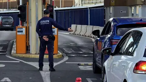 Frontera vigilante de seguridad Eulen