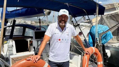 Pepe Da Rosa en el Puerto Deportivo de Ceuta./ J.A. Gonz&aacute;lez