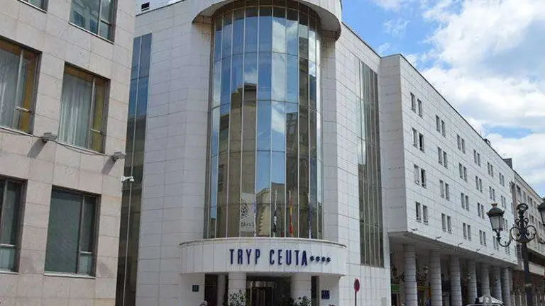 hotel tryp (2)