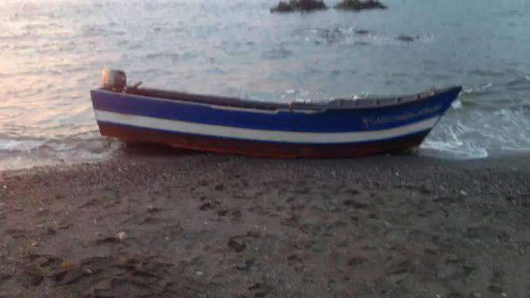 patera desembarco 15 inmigrantes mujer embarazada juan xxiii patr&oacute;n detenido