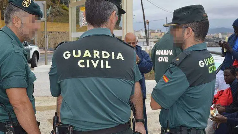 guardia civil inmigrantes
