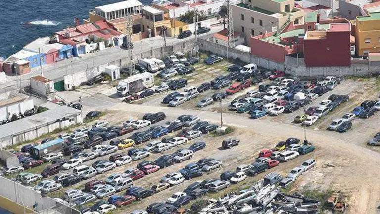 Dep&oacute;sito de vehiculos Benz&uacute; (1)