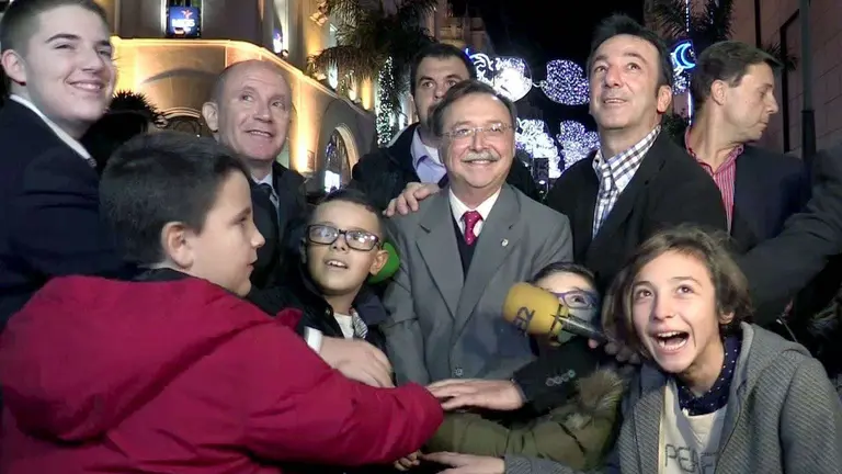 inauguraci&oacute;n alumbrado navidad