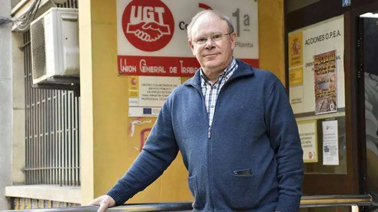 El secretario genral de FeSP-UGT, Francisco Lobato (C.A./ARCHIVO)