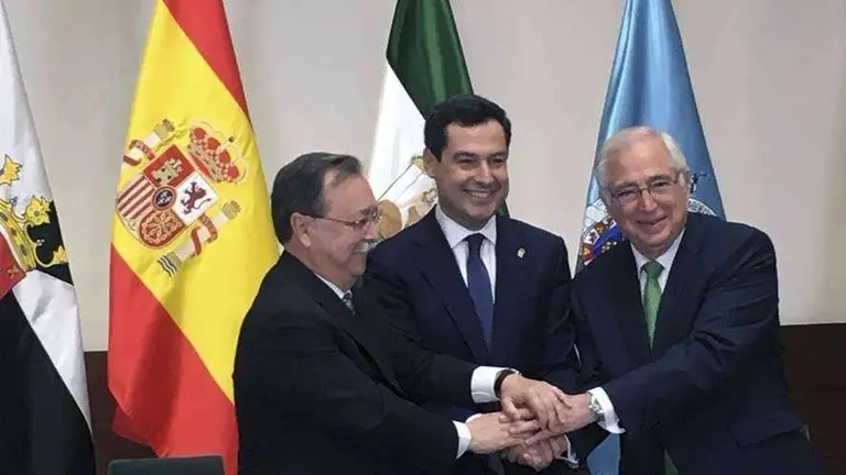 Vivas, Moreno Bonilla e Imbroda, durante el acto celebrado en el Palacio de San Telmo (CEDIDA)