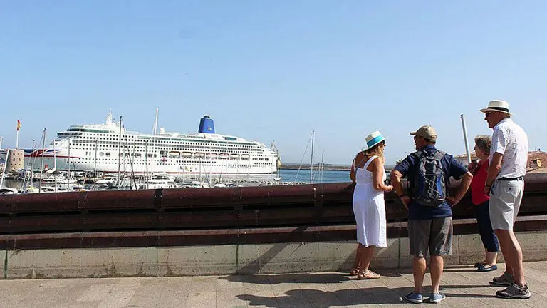 crucero-aurora-1366x800