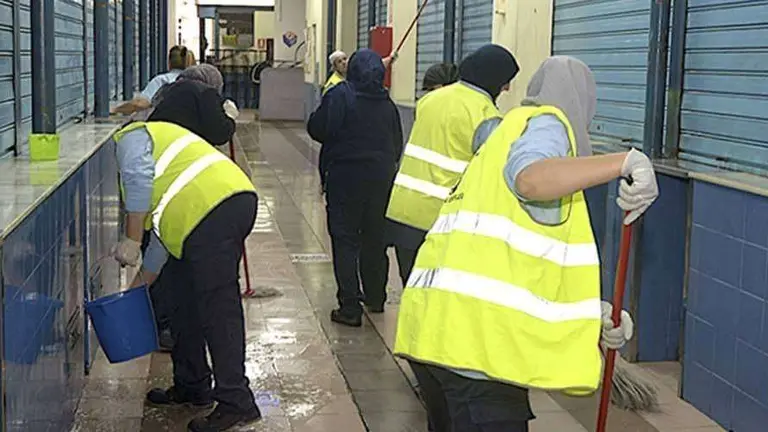 Trabajadoras del Plan de Empleo, en el Mercado Central (CEDIDA/ARCHIVO)